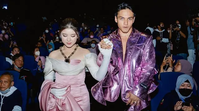 6 Potret Tiara Andini di Gala Premier Film 'My Sassy Girl', Tampil Bak Ratu