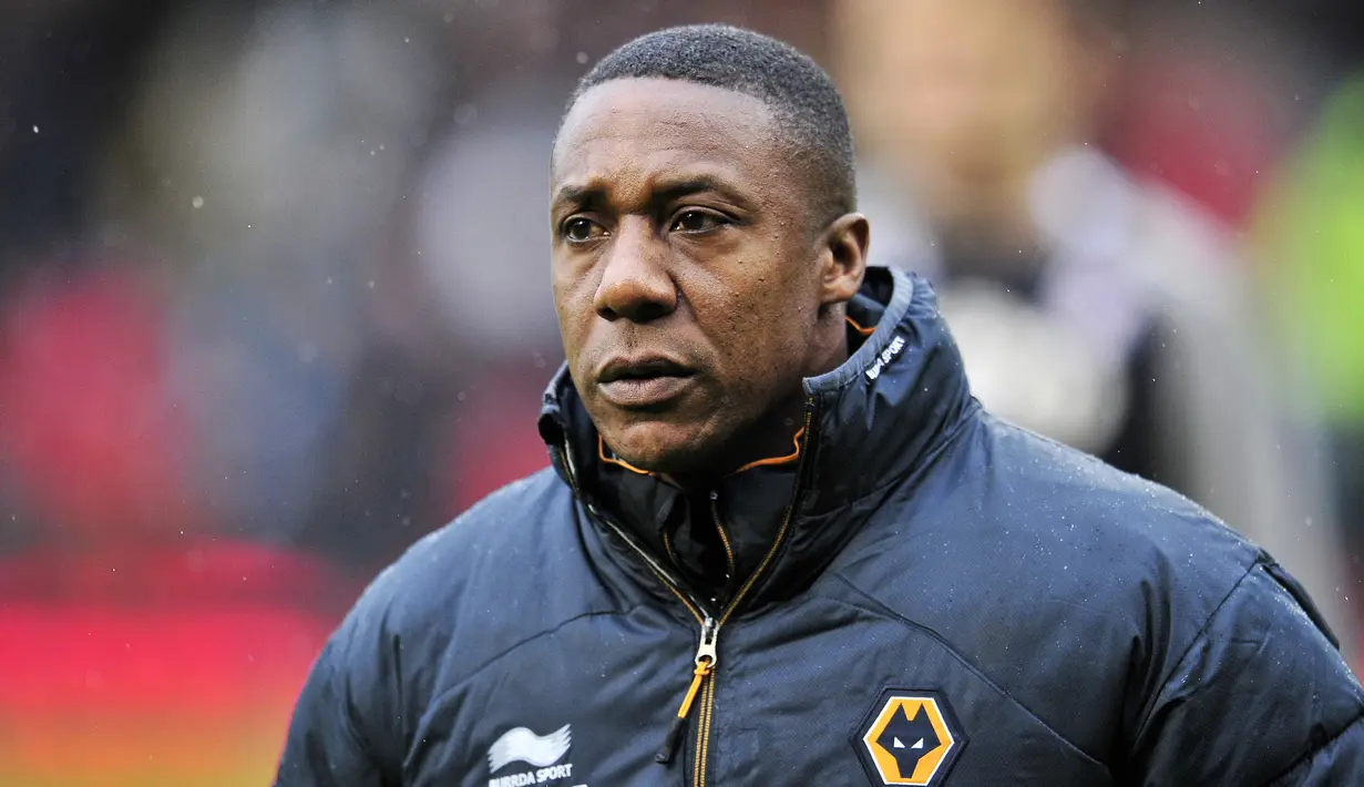 Terry Connor. Setelah beberapa kali menjadi asisten pelatih, pada pertengahan musim 2011/2012 ia ditunjuk sebagai pelatih Wolverhampton Wanderers menggantikan Mick McCarthy yang dipecat. Setelah 91 hari, ia dipecat di akhir musim usai gagal menghindarkan Wolves dari degradasi. (AFP/Glyn Kirk)
