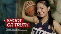 Berita video pebasket cantik yang juga artis, Vania Valencia, ditantang Bola.com untuk bermain Shoot or Truth. Seperti apa permainan itu? Seberapa hebat Vania menjawab tantangan itu?