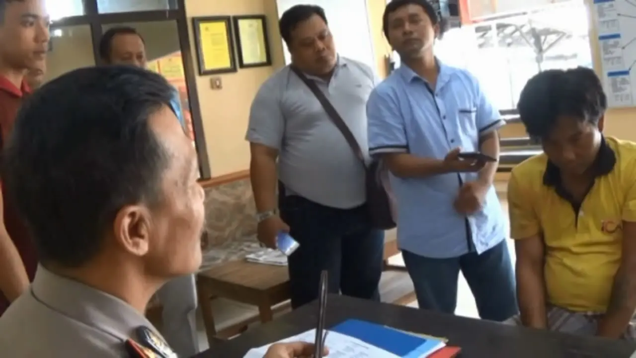 Ceceran Raskin Ungkap Borok Ketua RT di Lumajang