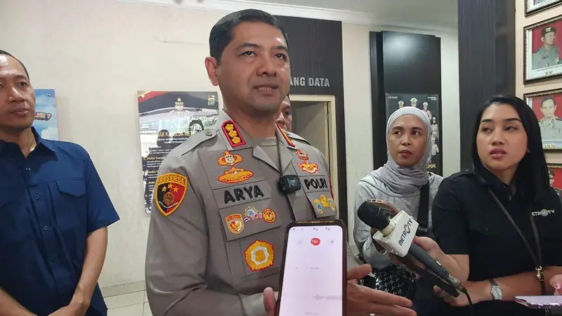 Kapolres Metro Depok, Kombes Arya Perdana saat ditemui di Polres Metro Depok. (Liputan6.com/Dicky Agung Prihanto)