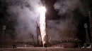 Pesawat ruang angkasa Soyuz TMA-14M lepas landas dari Baikonur Cosmodrome, Kazakhstan, (26/9/2014). (REUTERS/Shamil Zhumatov)