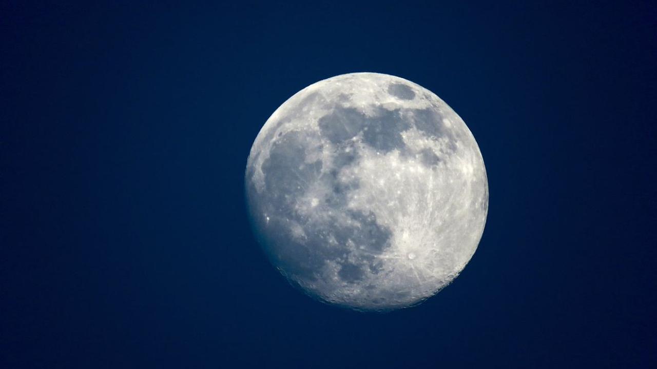 Dampak Supermoon di Bumi