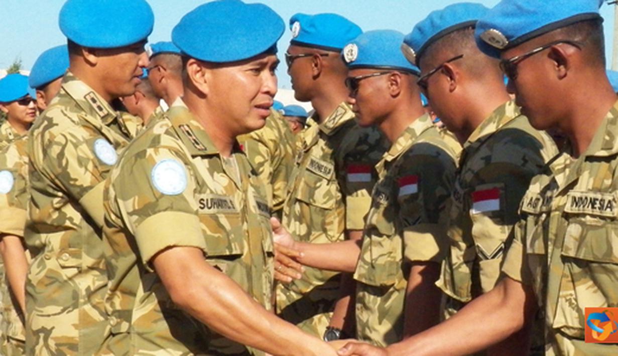 Citizen6, Adshid al Qusayr:  Pada kesempatan ini juga Dansatgas Indobatt menerima laporan personel yang telah melaksanakan dinas cuti gelombang keempat bertempat di Adshid al Qusayr, Lebanon Selatan.  (Pengirim: Badarudin Bakri)