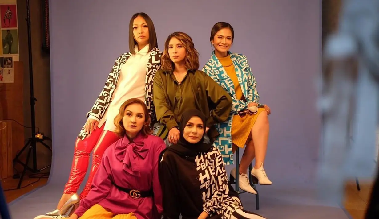 Mom Sweet Moms dalam kampanye #REALTALK Instagram untuk mematahkan stigma kesehatan mental pada remaja (Instaragm @momsweetmoms)