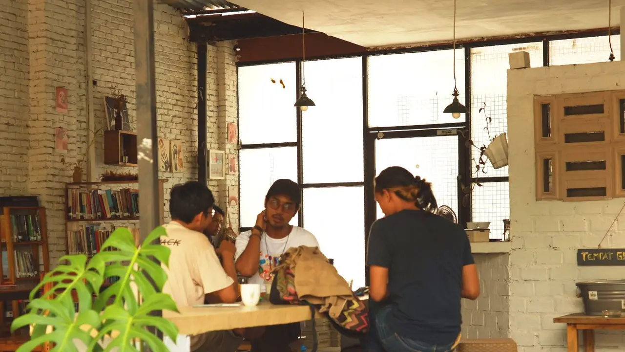 Asyiknya Nyeruput Kopi Sembari Baca Buku di 6 Kedai Kekinian di Palembang