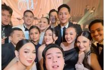7 Potret Bridesmaid & Groomsmen di Rangkaian Pernikahan Al Ghazali - Alyssa Daguise, Kompak Pakai Baju Adat hingga Gaun dan Jas Mewah