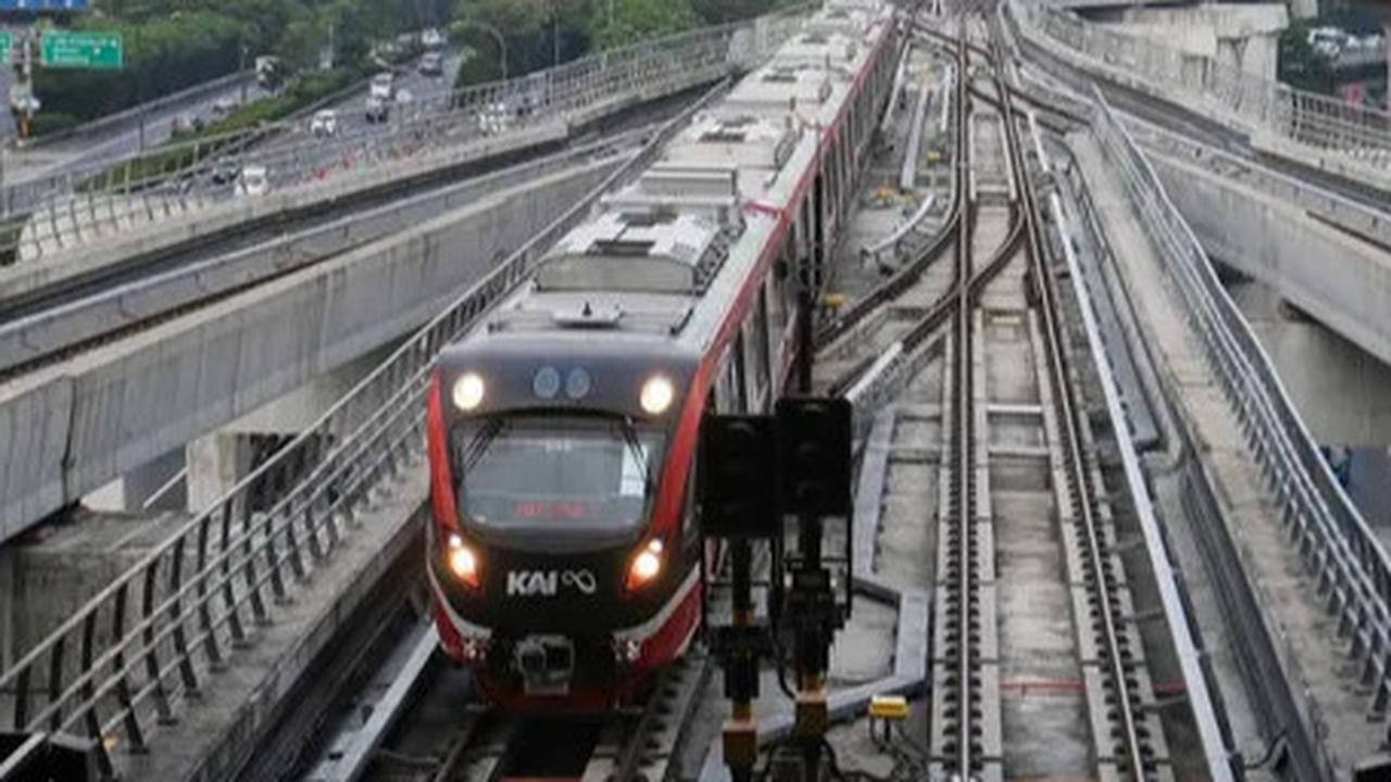 Sambut Malam Tahun Baru, KAI Perpanjang Waktu Layanan LRT