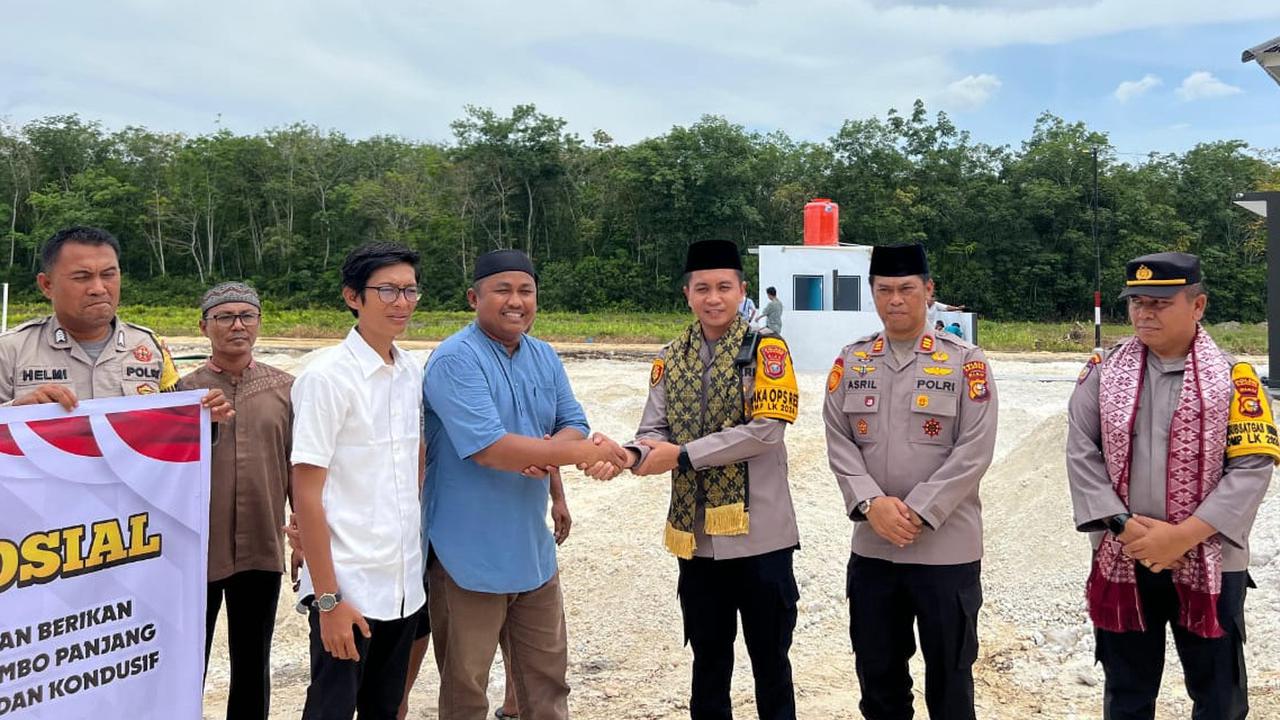 Polisi Dengarkan Curhatan Masyarakat Rimbo Panjang Kampar, Ini Keluhan Mereka