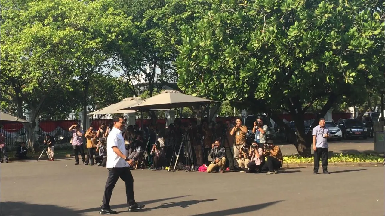 Moeldoko menyambangi Istana.