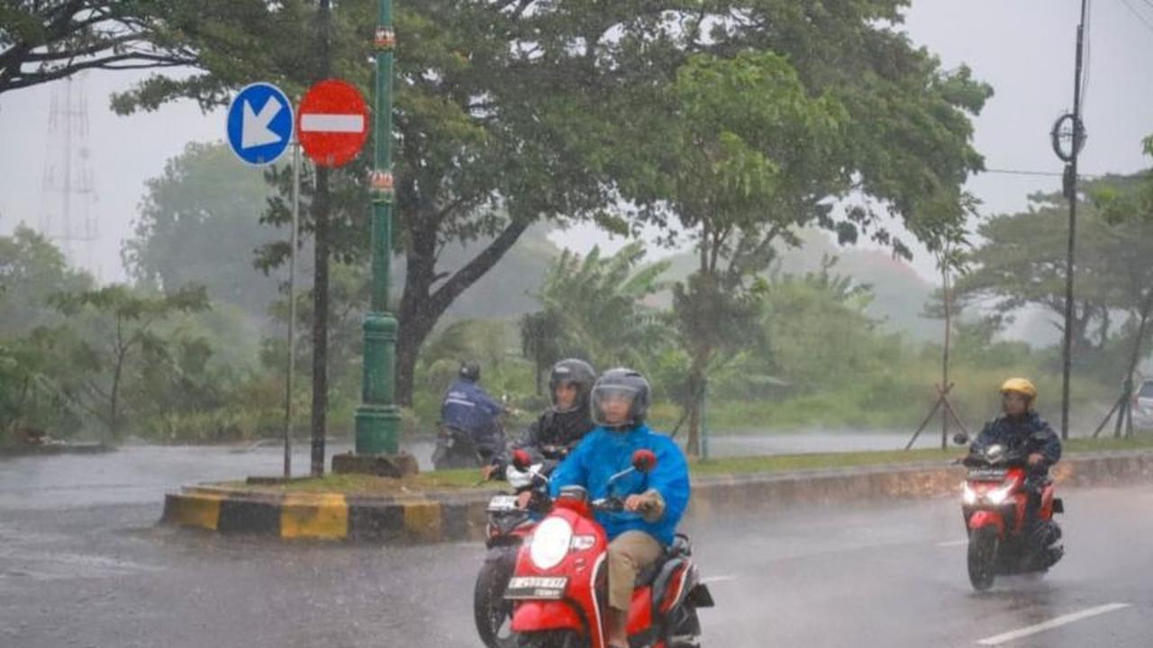Pemkab Bekasi Terapkan WFH bagi ASN Terdampak Banjir, Pastikan Pelayanan Tetap Optimal
