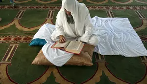 6 Manfaat Membaca Surat Ar-Rahman, Mendapat Rahmat hingga Ketenangan Hati