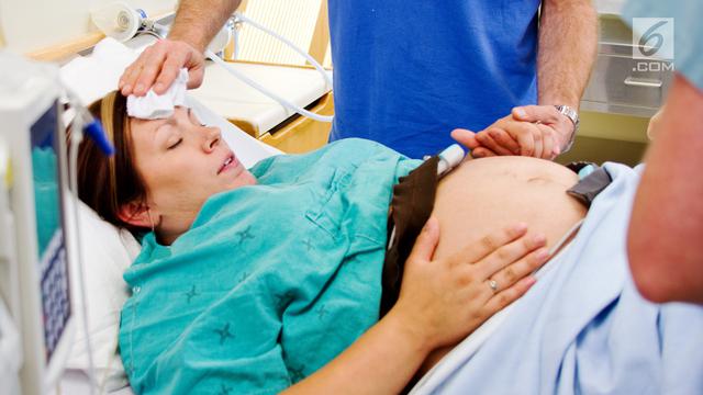 Kontraksi Mengandung dan Melahirkan