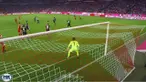 Bayern Munich bangkit dari ketinggalan dan berbalik menang 5-1 atas Borussia Monchengladbach dalam laga perdana mereka setelah res...