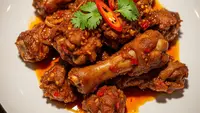 Resep Balungan Ayam Pedas Manis agar Daging Mudah Lepas dari Tulang