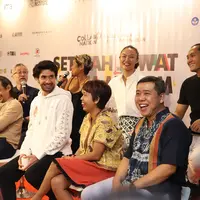 Konferensi prs pertunjukan "Setelah Lewat Djam Malam". (Foto: Istimewa)