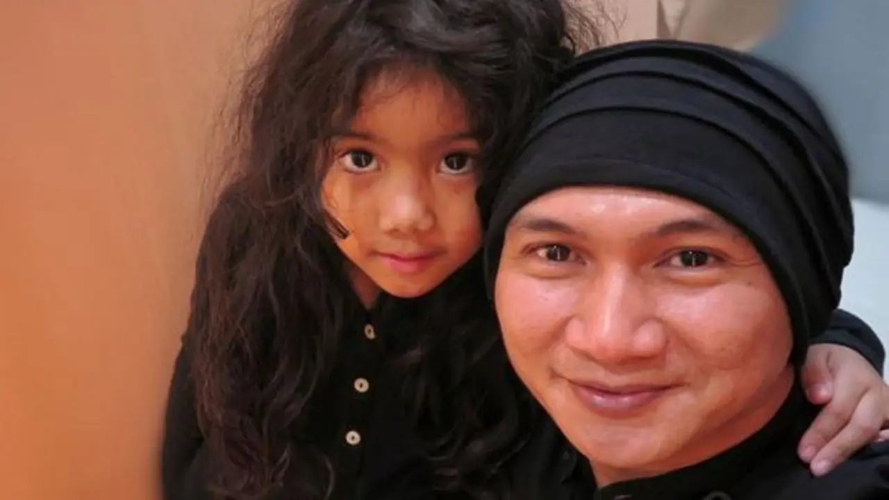 Anji dan Leticia Charlotte