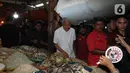 Ganjar Pranowo tiba di Pasar Warakas sekitar pukul 07.41 WIB. (merdeka.com/imam buhori)