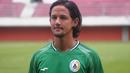 Irfan Bachdim saat perkenalan sebagai pemain baru PSS Sleman. (Bola.com/Vincentius Atmaja)