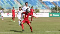 Timnas Indonesia U-19 berhadapan dengan Thailand di babak semifinal Piala AFF U-18 2017 (Yoppy Renato/Liputan6.com)