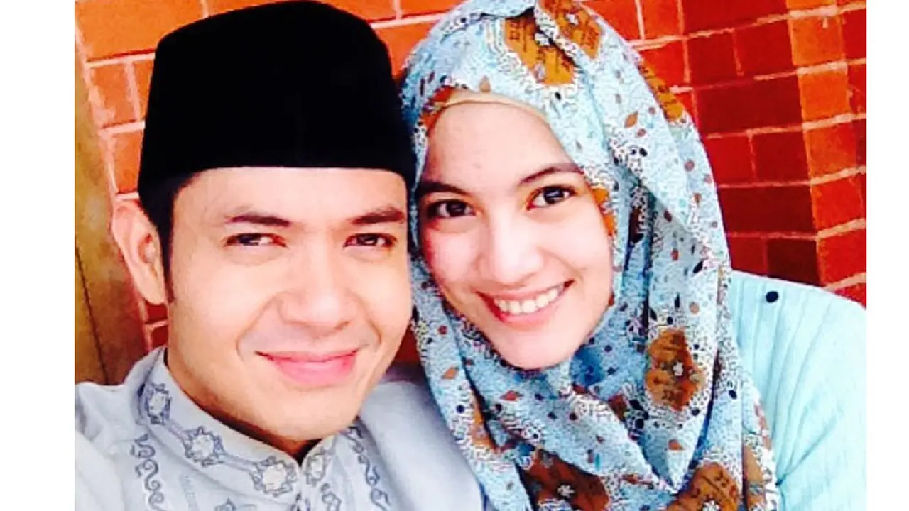 Dude Harlino dan Alyssa Soebandono