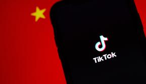 TikTok aplikasi media sosial dari China. (unsplash/Solen Feyissa)