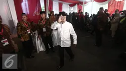Kepala BIN Sutiyoso menghadiri Haul mantan Ketua MPR Taufiq Kiemas, Jakarta, Rabu (8/6). Haul yang dilaksanakan tertutup untuk wartawan tersebut dihadiri sejumlah menteri dan pejabat tinggi.(Liputan6.com/Faizal Fanani)