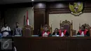 Hakim Partahi Hutapea memimpin sidang perkara kematian Wayan Mirna Salihin dengan terdakwa Jessica Kumala Wongso di PN Jakarta Pusat, Kamis (27/10). Sidang beragendakan pembacaan putusan majelis hakim untuk terdakwa. (Liputan6.com/Faizal Fanani)