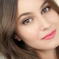 Ilustrasi makeup natural. (via: healty and stylish).