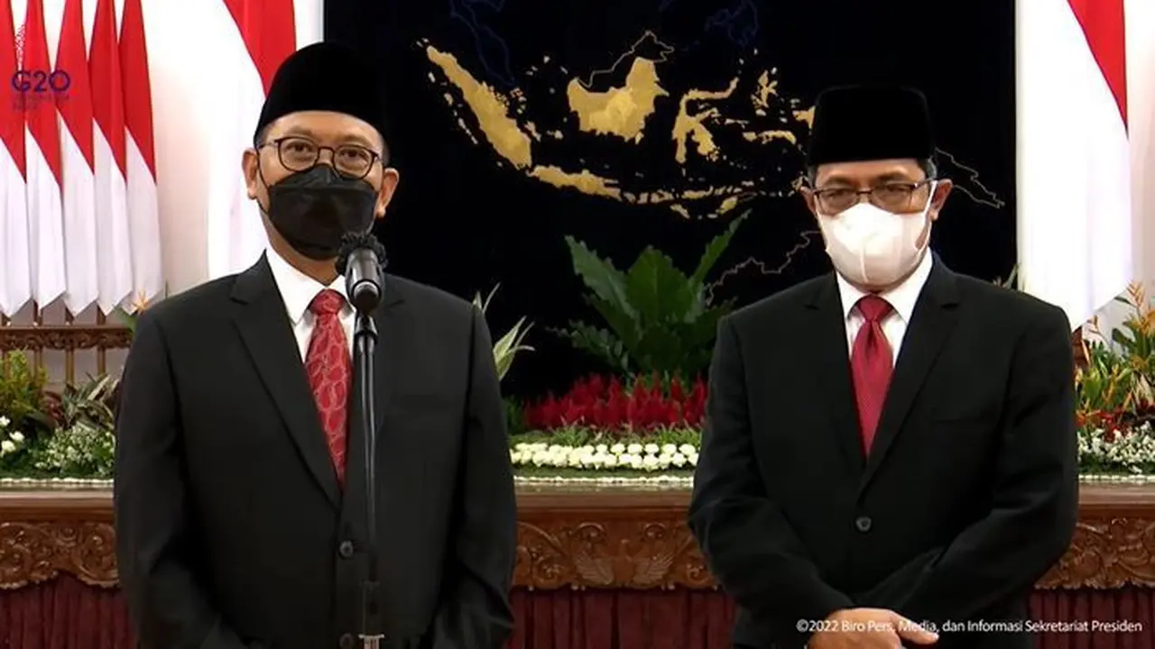 Presiden Joko Widodo (Jokowi) resmi melantik melantik Bambang Susantono menjadi Kepala Badan Otorita Ibu Kota Negara (IKN) Nusantara, dan Dhony Rahajoe sebagai Wakil Kepala IKN, di Istana Negara, Kamis (10/3/2022).