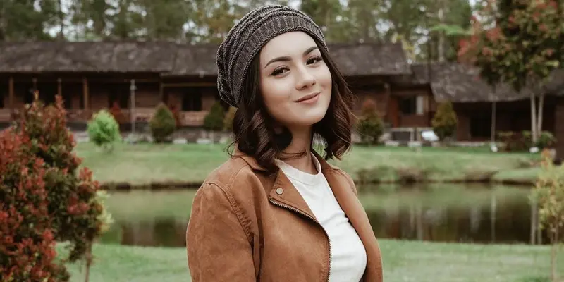 FOTO: Gaya Kasual Ersya Aurelia, Simpel dan Stylish