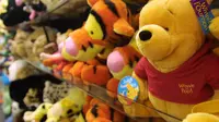 Pihak berwenang tidak menjelaskan penyensoran untuk pencarian Winnie the Pooh, tapi tahun lalu pernah beredar meme dari kartun beruang ini yang menyinggung Presiden China Xi Jinping dan PM Jepang Shinzo Abe. (AFP)