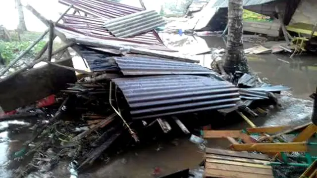 Gelombang Tinggi Hantam Puluhan Kapal Di Bengkulu