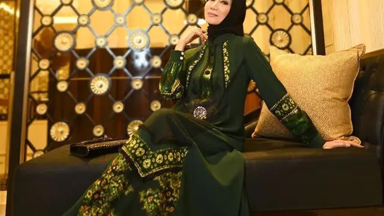 8 Model Gamis Batik Terbaru dengan Padanan Warna Cantik 2025