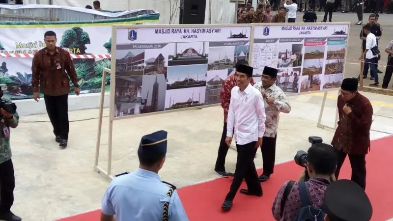 Jokowi meresmikan Masjid Hasyim Asy'ari