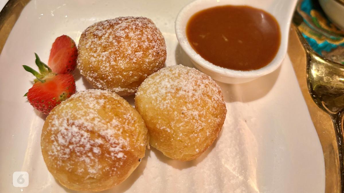 Resep Poffertjes Mini ala Belanda yang Lembut dengan Saus Gula Aren