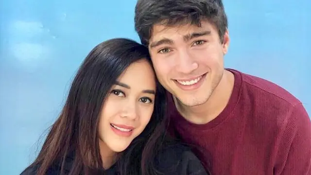 [Fimela] Aura Kasih