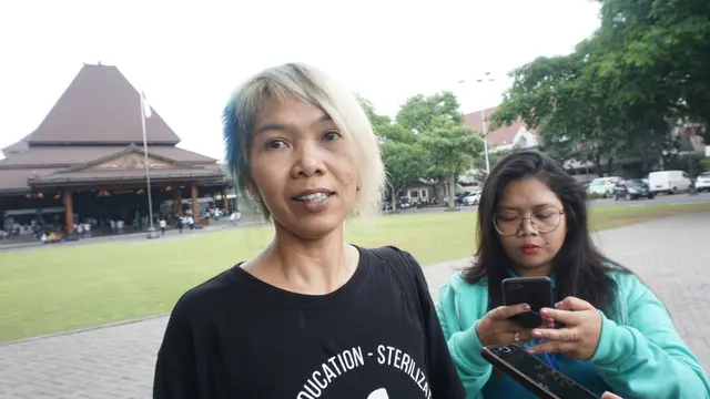 Aksi Tolak Perdagangan Daging Anjing di Solo