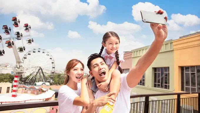 Akhir Tahun dengan Keluarga Tercinta, Pilih Dufan apa Singapore Ya?