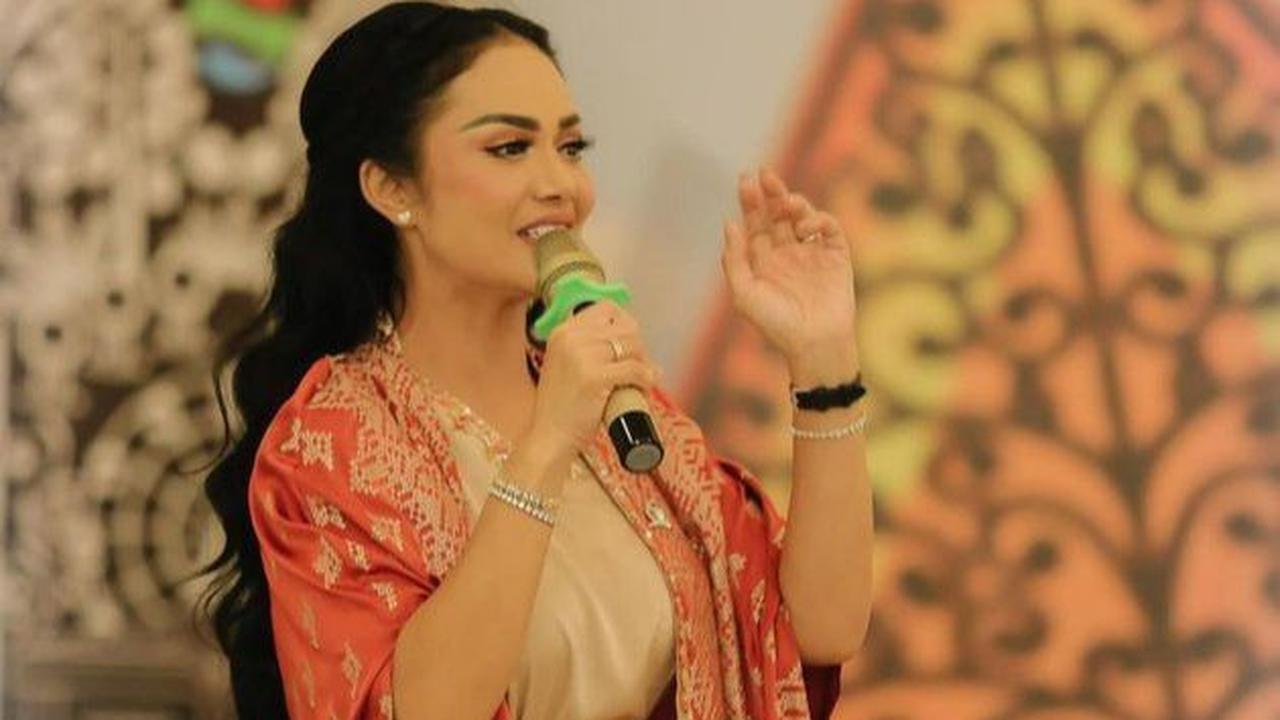 Semangat Kris DayantiSaat Berpuasa
