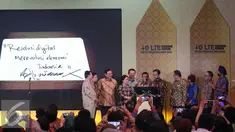 Presiden Joko Widodo meresmikan  internet cepat 4G-LTE secara nasional di Jakarta, Jumat (11/10). Dengan tema Revolusi Digital Layanan 4G-LTE dapat dinikmati secara nasional di semua provaider yang berada di Indonesia. (Liputan6.com/Angga Yuniar)