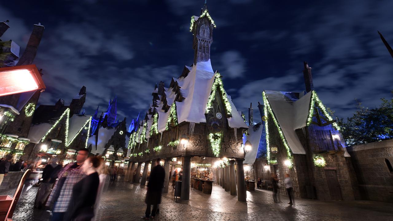 Menikmati Natal ala Dunia Harry Potter di Universal Studios Hollywood