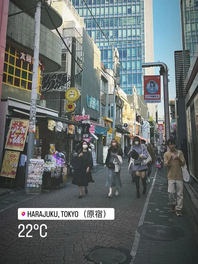 Ikut Suami Ke Jepang, Ini 7 Potret Dian Ayu Lestari dan Ananda Omesh di Negeri Sakura