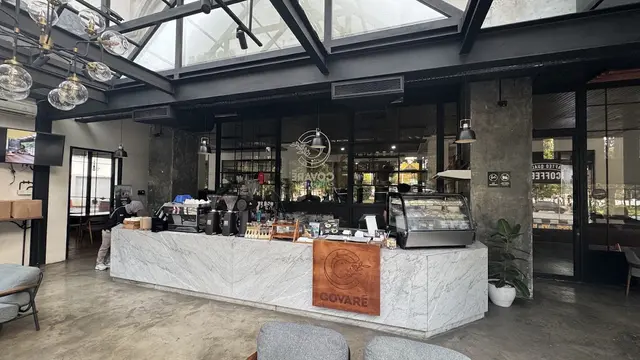 Rekomendasi Tempat Makan Dekat Stasiun Tanah Abang
