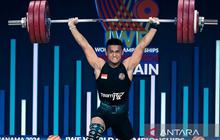 Wow, Rizki Juniansyah Memecahkan Rekor Dunia Angkat Besi dan Sabet Dua Emas di Kejuaraan Dunia 2025!