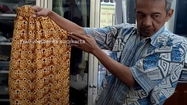 Celana siraman yang akan dipakai Kaesang Pangarep dalam prosesi siraman. (Foto: Dok. YouTube Berita Surakarta)