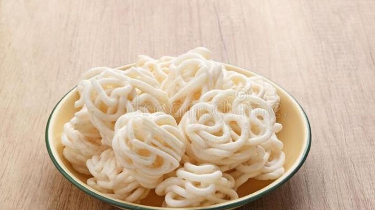 Kerupuk Lembek? Ini Cara Mudah Mengembalikannya Menjadi Renyah Tanpa Oven