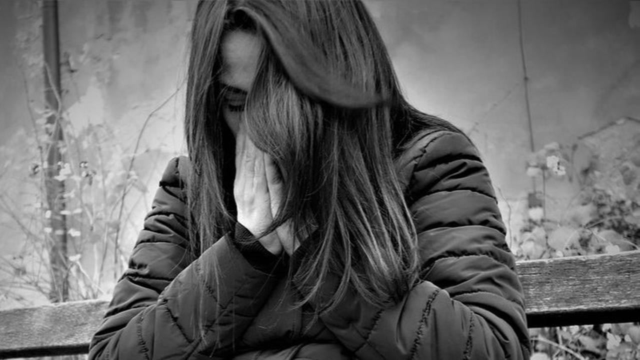 Lima Tahap Berduka: Memahami Proses Emosional Setelah Kehilangan