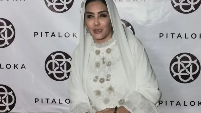 Rieke Diah Pitaloka merilis single religi berjudul I'Tiraf: Shalawat Abu Nawas.