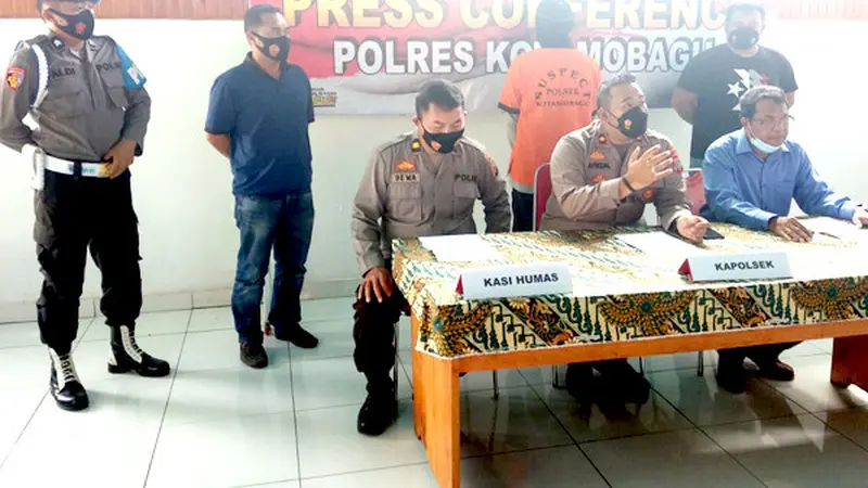 Aparat Polsek Kotamobagu menggelar jumpa pers mengungkap kasus cabul yang terjadi pada seorang gadis belia.